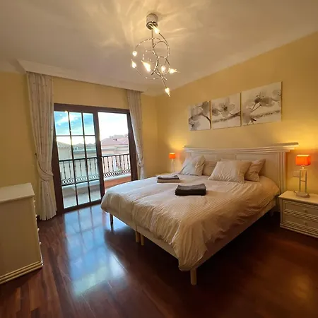 Del Duque In 别墅 阿德耶